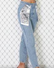 Load image into Gallery viewer, White Paisley Print Denim Jeans