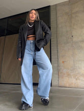 Load image into Gallery viewer, Envy Rolled Satin Top in Black