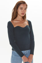 Load image into Gallery viewer, Everlasting Knit Top in Hunter Green
