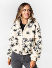 Load image into Gallery viewer, Vail Daisy Sherpa Jacket
